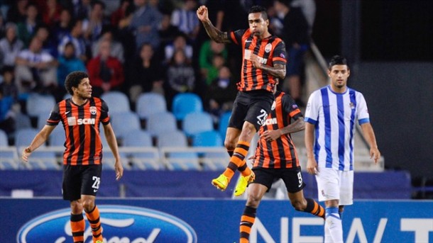 Alex-Teixeira-Shakhar